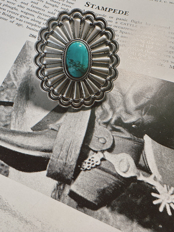 LARGE CONCHO RING