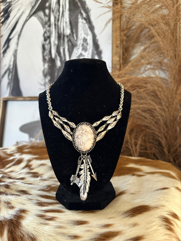 ARROW & FEATHER NECKLACE SET