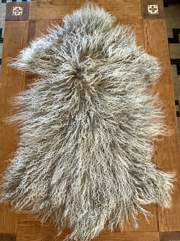 WHITE&GRAY REAL ANGORA HIDE 2’x3’
