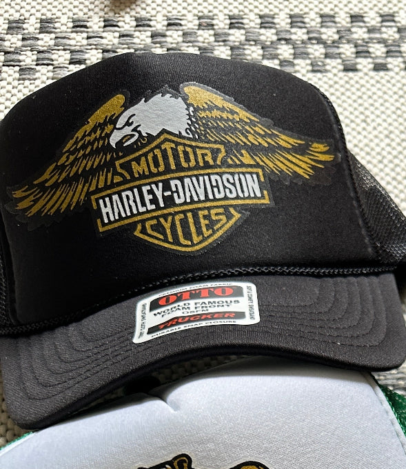 Trucker hat