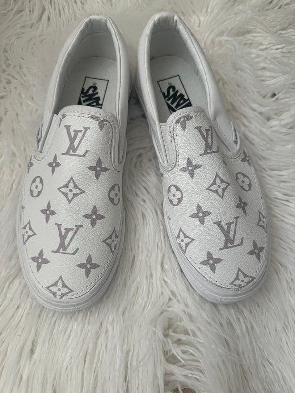 CUSTOM LEATHER VANS WOMEN8/MENS 6.5