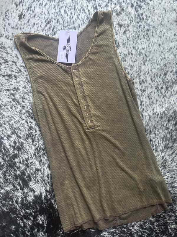 ACID WASHED BUTTERY FEEL TANK