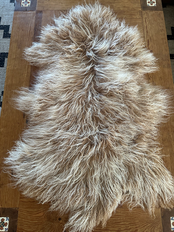 TAN&WHITE REAL ANGORA HIDE 2’x3’