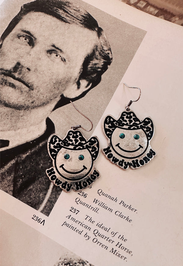 SMILEY EARRINGS